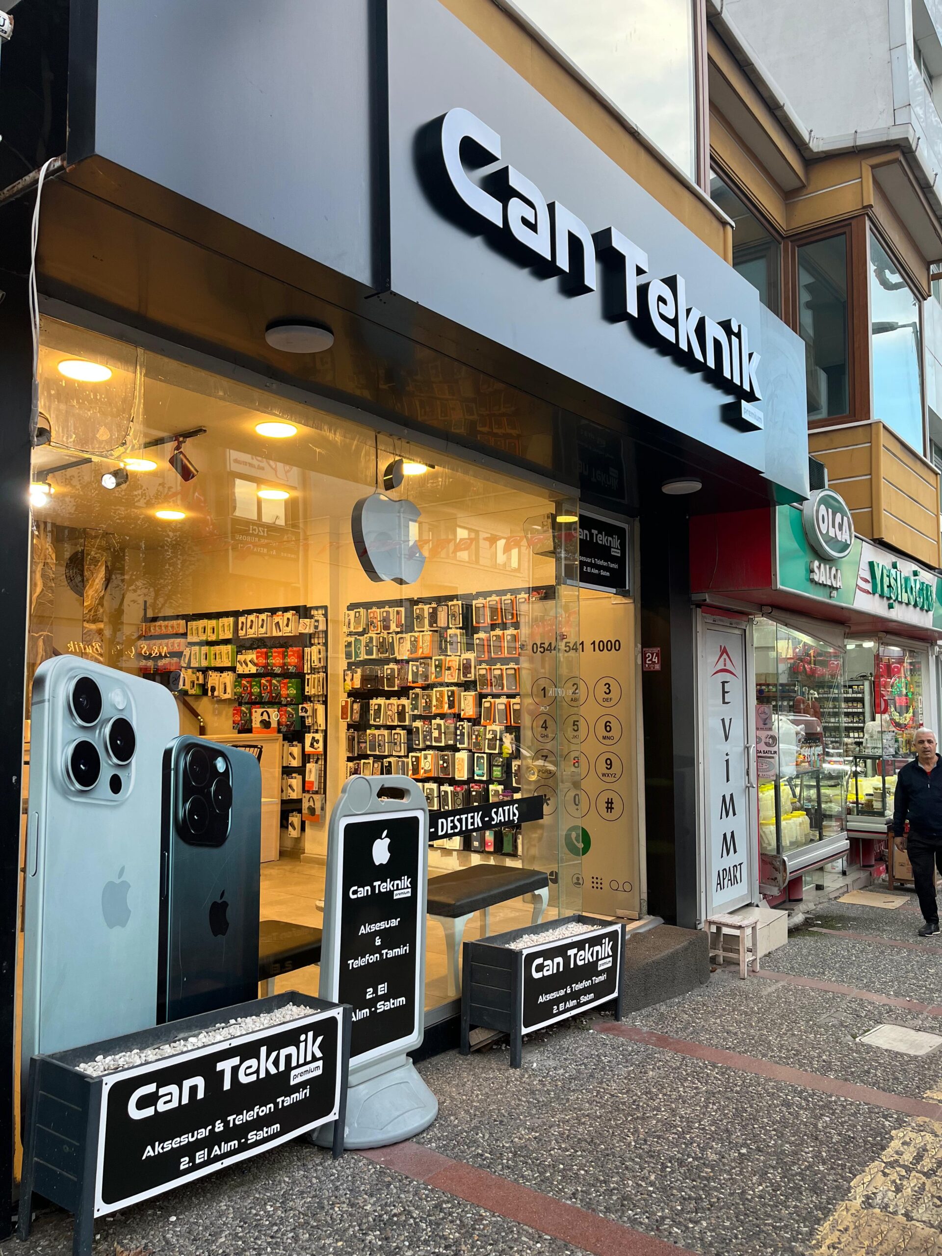 PROFESYONEL TEKNİK SERVİS VE AKSESUAR MERKEZİ.